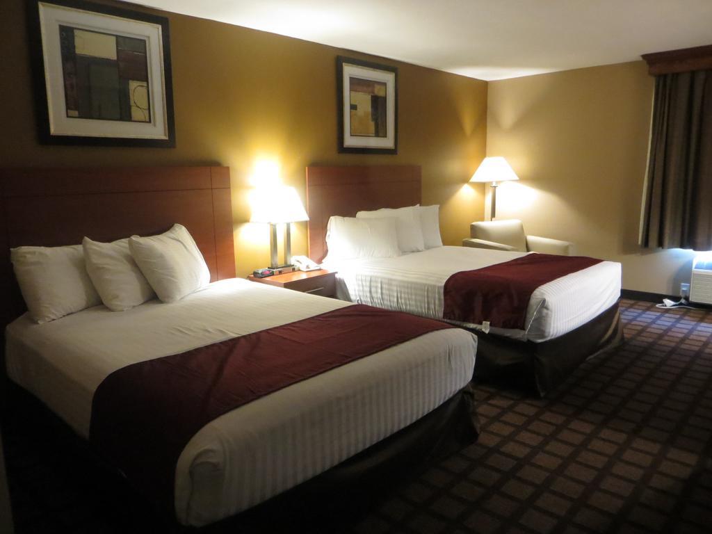 Baymont By Wyndham Hotel New Buffalo